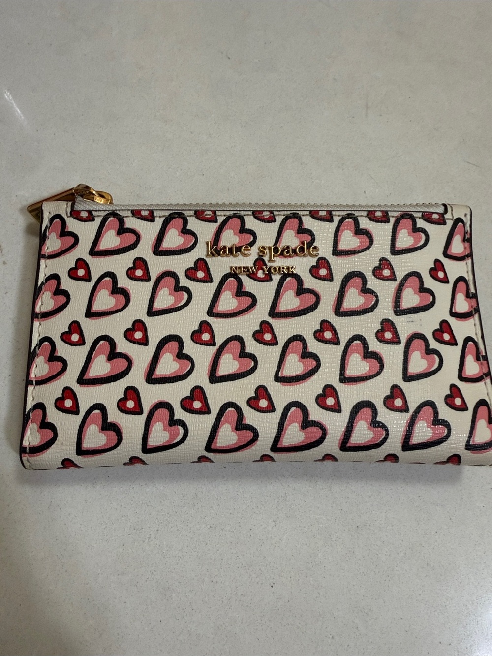Kate Spade Heart Print Zip Wallet - Cream with Pink & Red Hearts